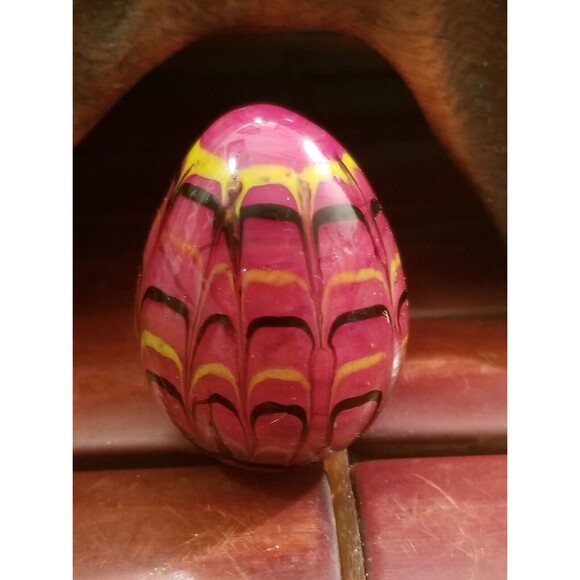 Art Glass Egg 1.5"x1" - Picture 1 of 7